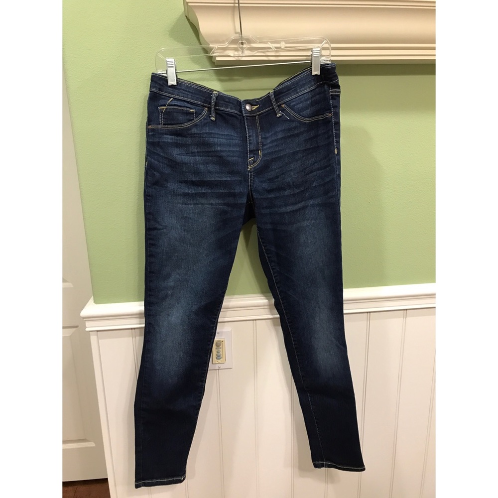 Missiomo Mid-Rise Jeggings