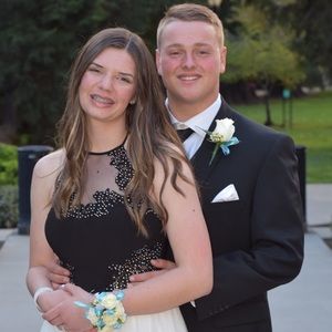 Meet your Posher, Lauren