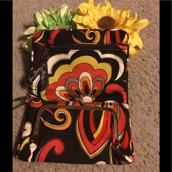 Vera Bradley Wallet - Picture 2 of 3