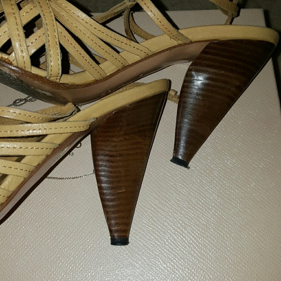 Auth.Prada Nude/Beige wooden heels 38.5 (NO BOX) - Picture 6 of 8