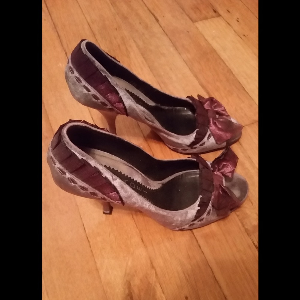 Gorgeous Carrie Heels!
