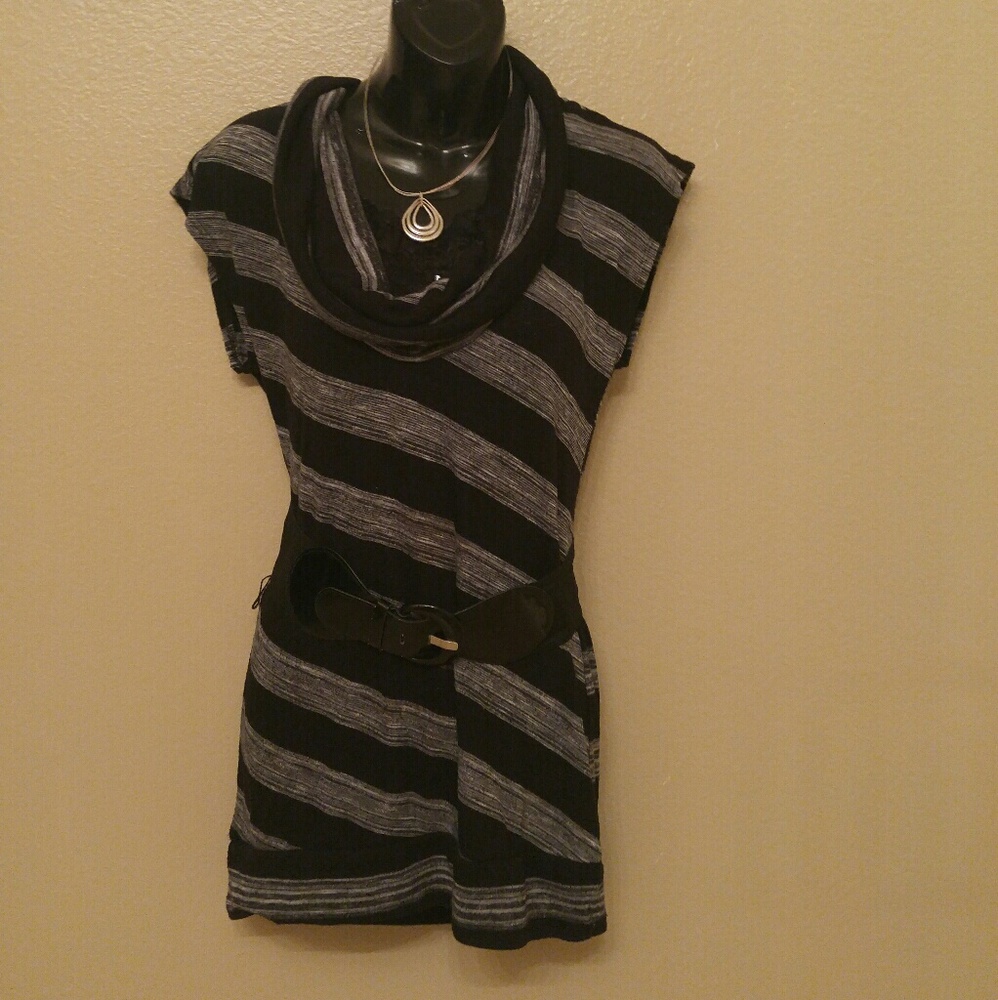 Black and grey stripe dress top