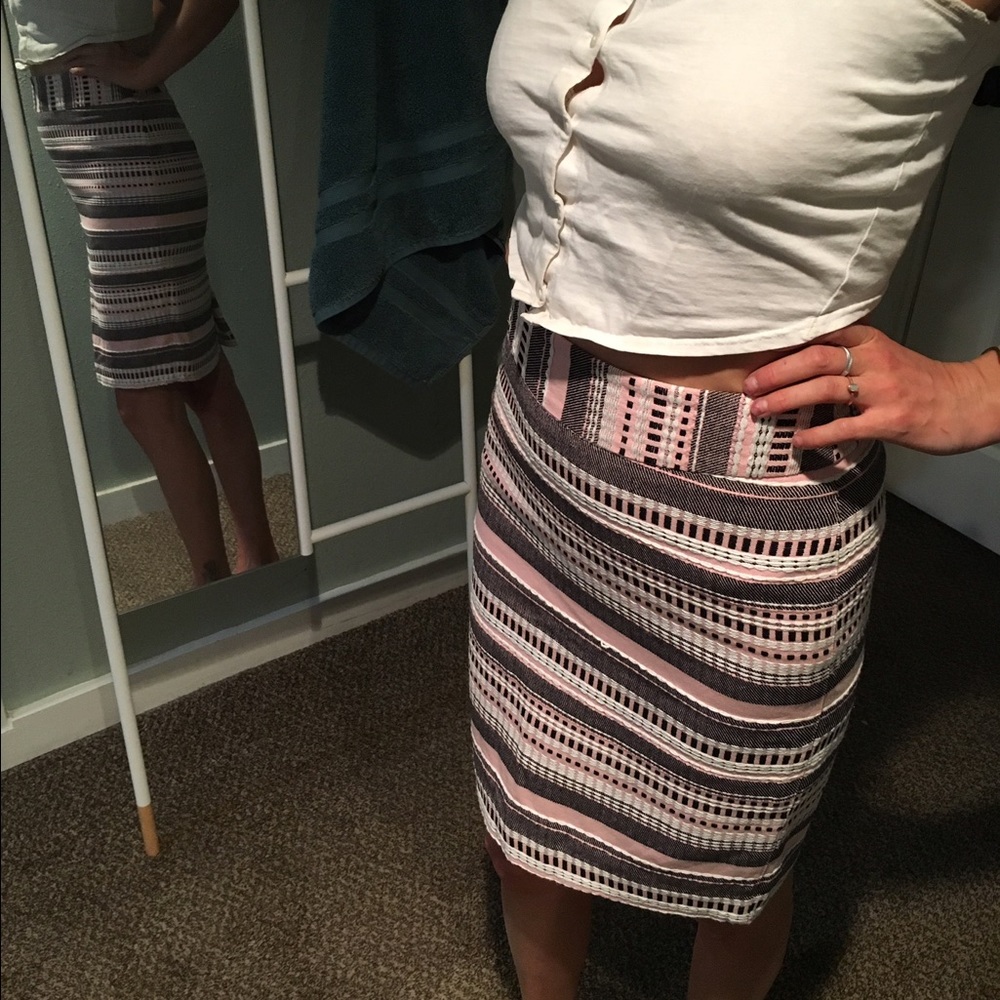 NWOT Loft Pencil Skirt