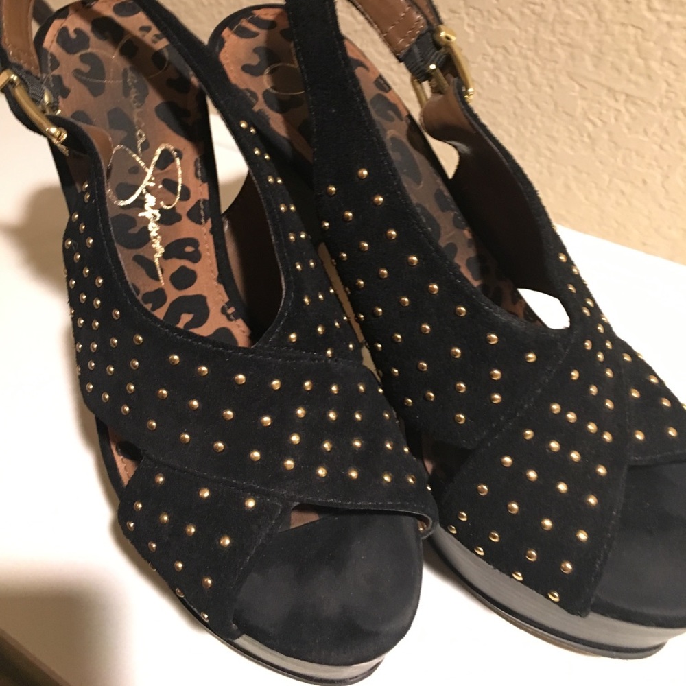 Heels - Picture 2 of 2