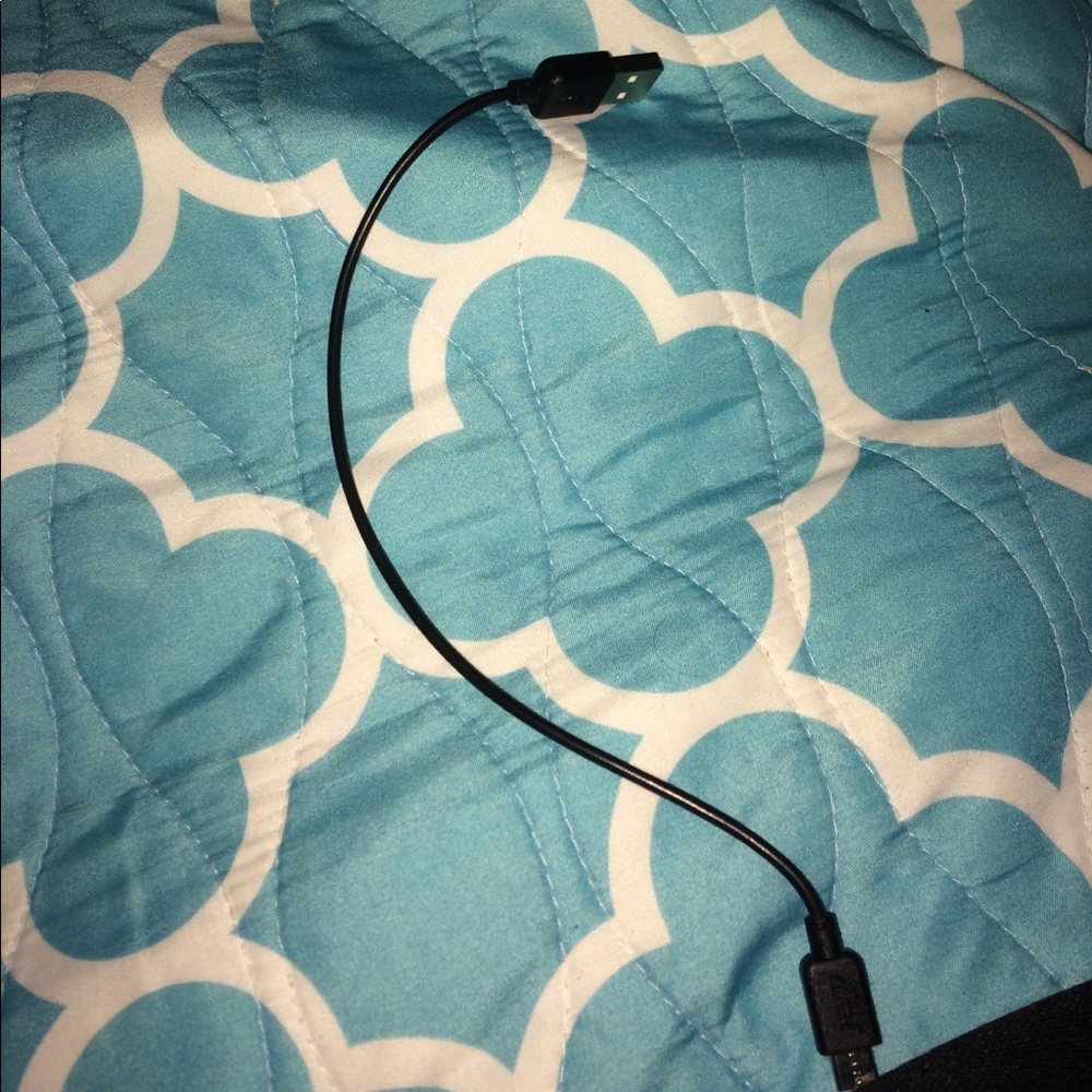Bluetooth speaker - Picture 2 of 2