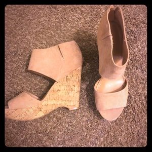 Tan wedges