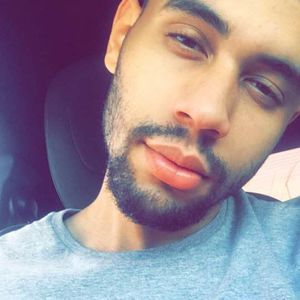 Meet your Posher, Louis