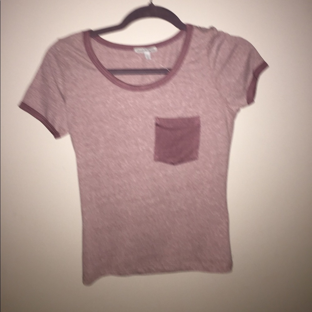 Shirt with a pocket maroon
