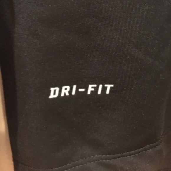 Men's Nike Running Quarter Zip - Picture 3 of 4