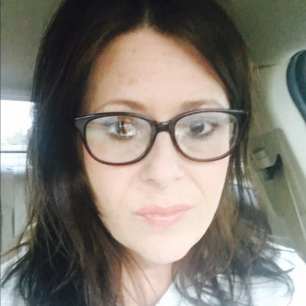 Meet your Posher, Cara