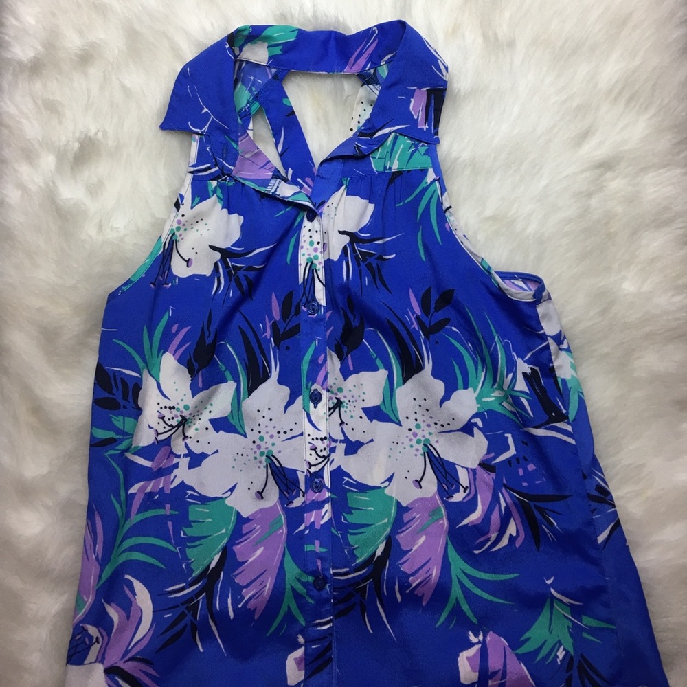 Love Squared XS top sleeveless floral blouse