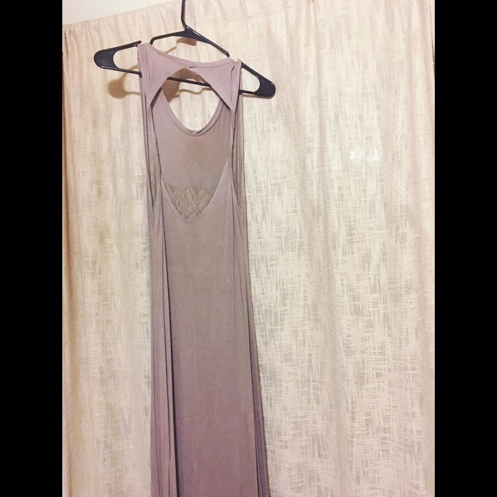 Maxi - Picture 2 of 2