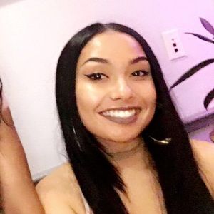 Meet your Posher, Marissa