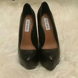 Steve Madden Dejavu Pumps