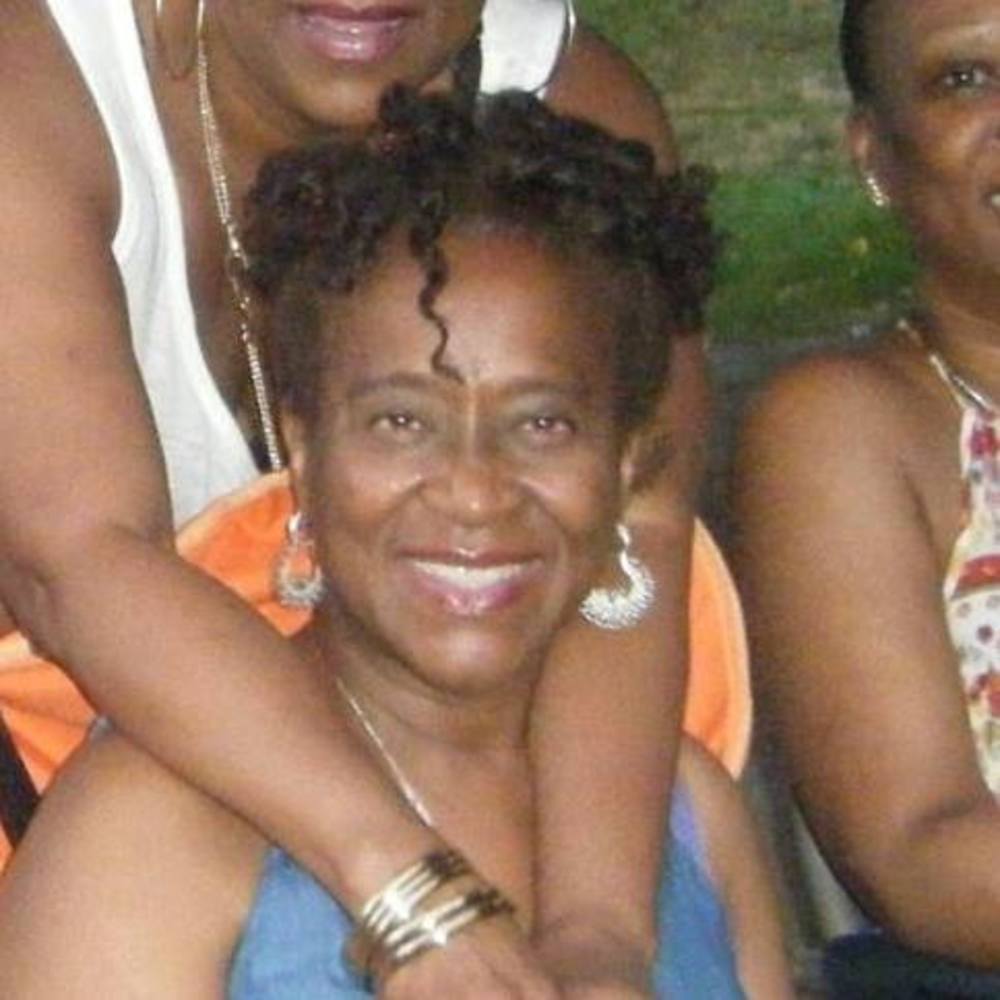 Meet your Posher, Omayra