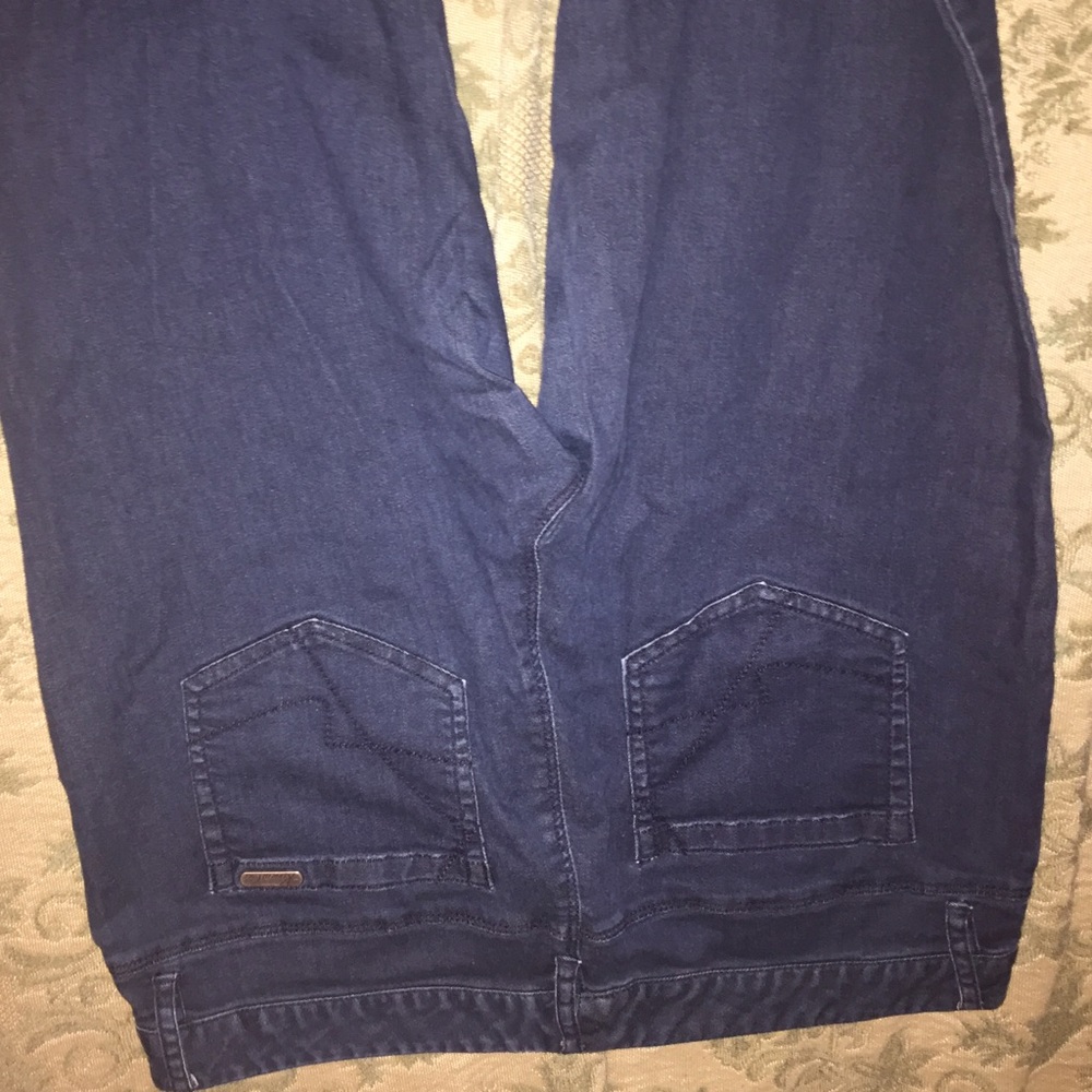 Kenneth Cole blue jeans