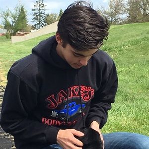 Meet your Posher, Alec