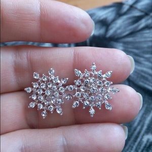 Crystal snowflake wedding earring stud clear mothe