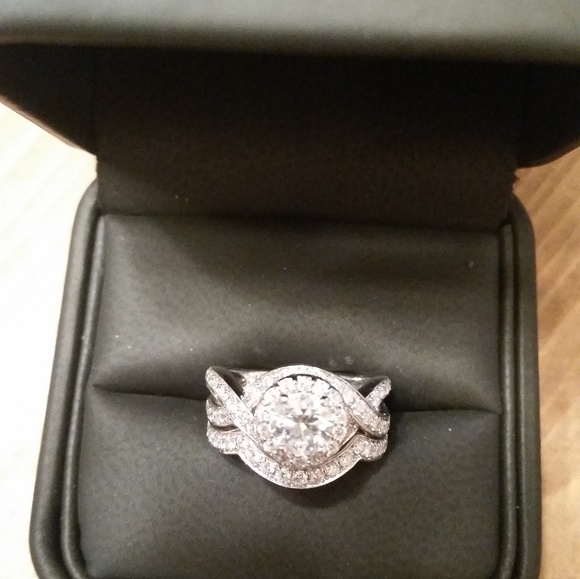 Halo Wedding and Engagement ring set. - Picture 2 of 7