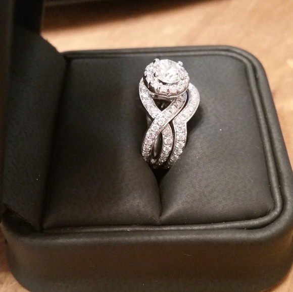 Halo Wedding and Engagement ring set. - Picture 5 of 7