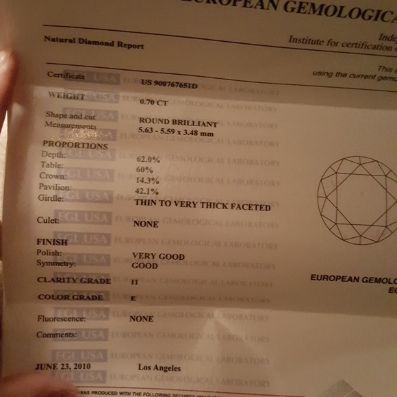 Halo Wedding and Engagement ring set. - Picture 7 of 7