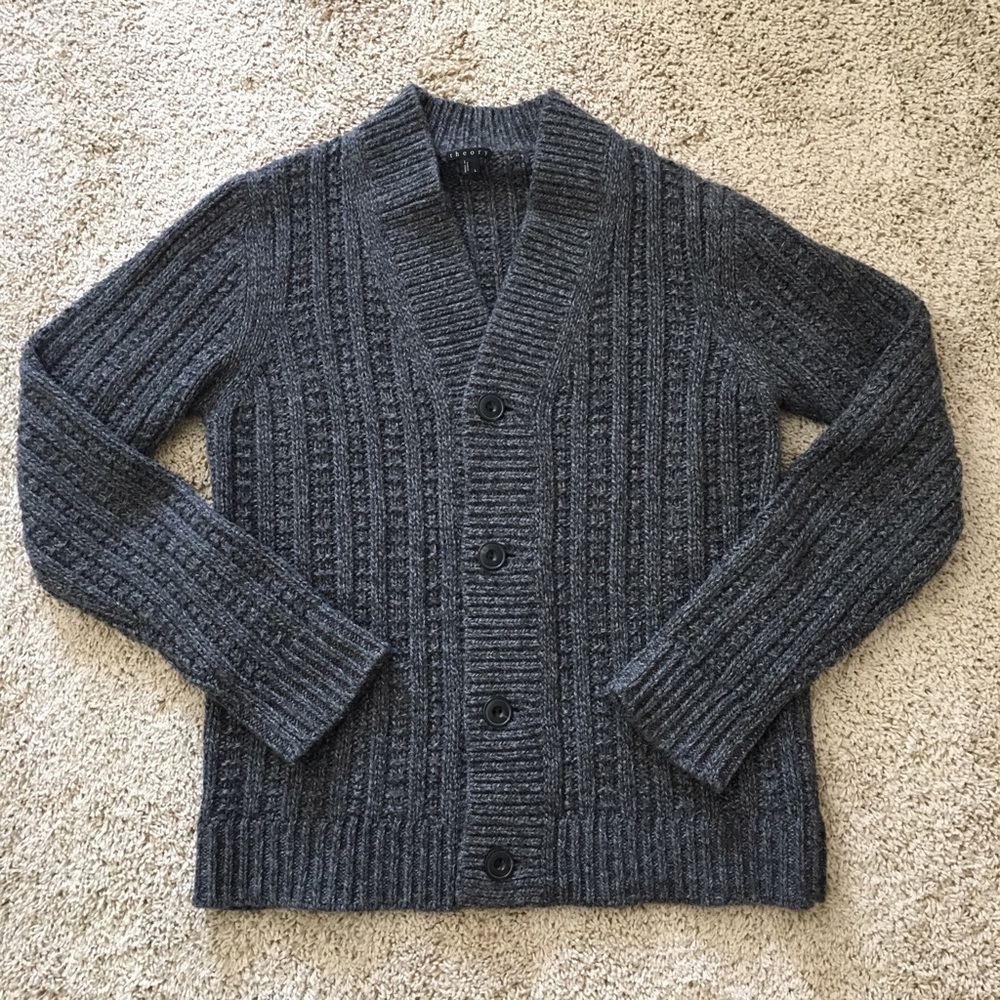 Men's sweater