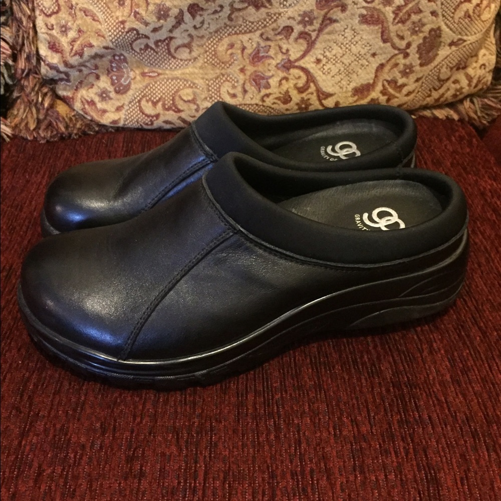Black Gravity Defyer Clogs Size 38