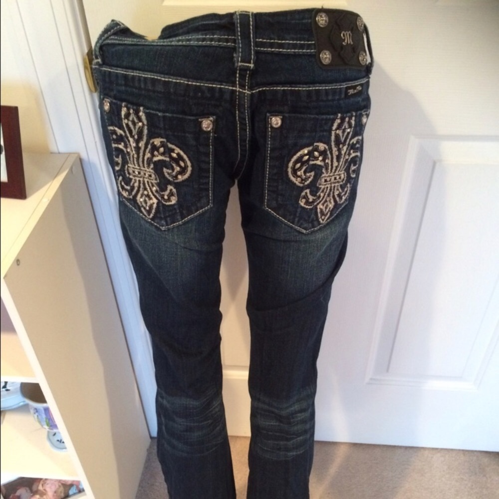 Dark blue miss me jeans
