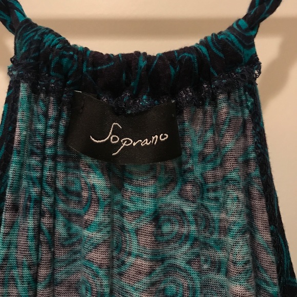 Super cute top from Soprano - Picture 5 of 8
