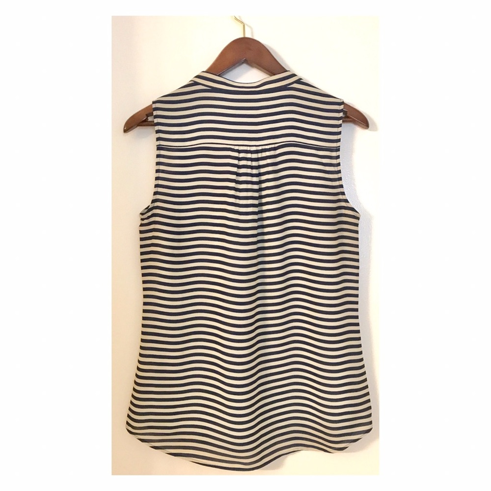 ⚡️Hold⚡️Summer Fashion! Banana Republic Tank - S - Picture 5 of 5