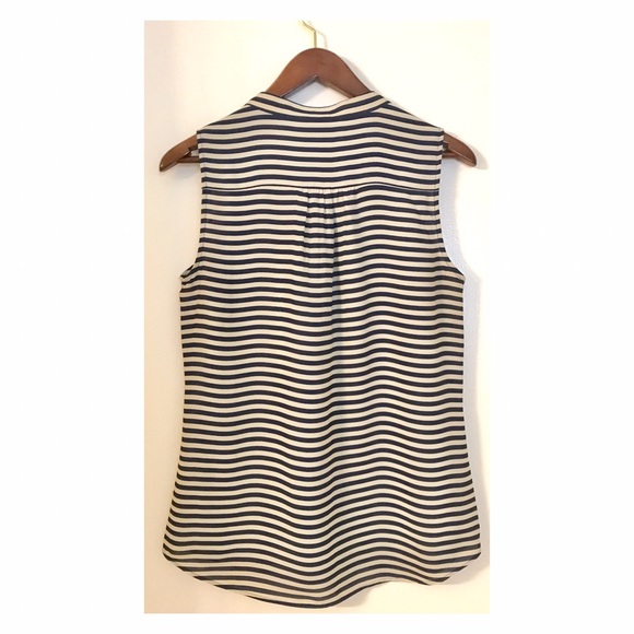 ⚡️Hold⚡️Summer Fashion! Banana Republic Tank - S - Picture 5 of 5