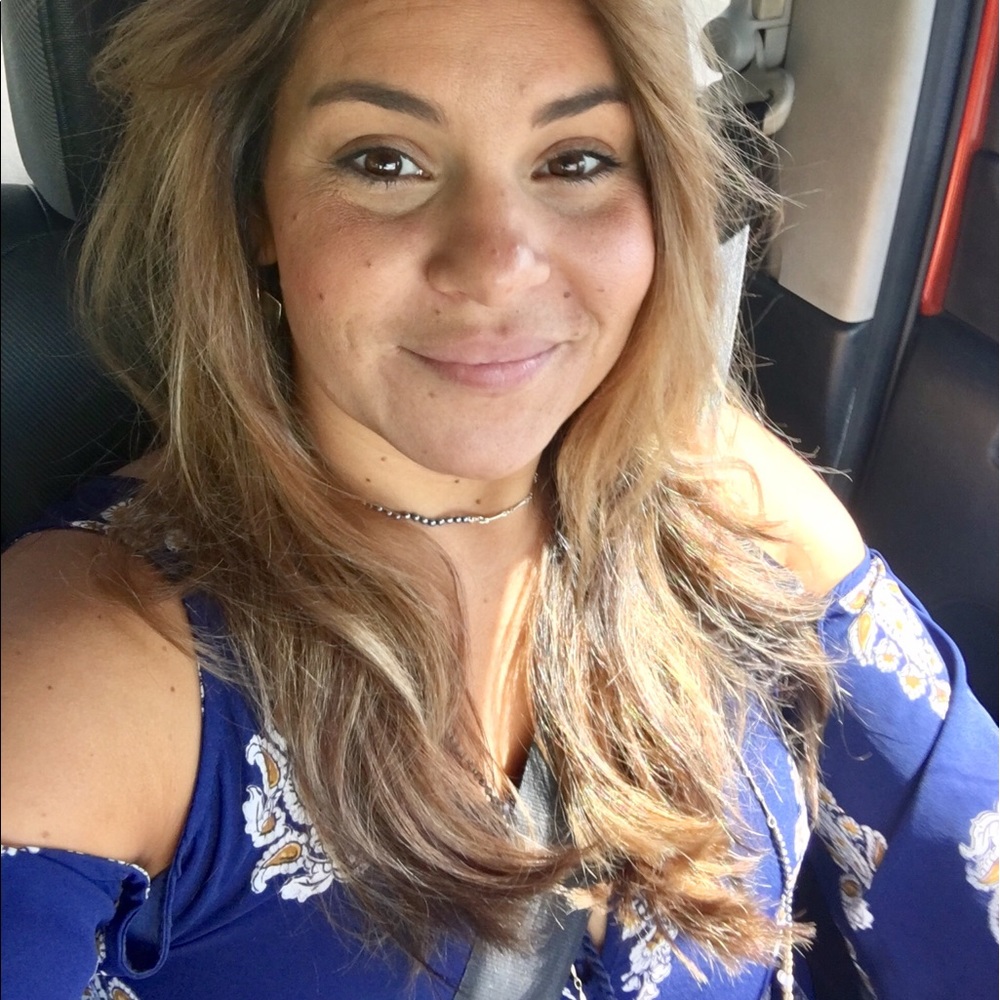 Meet your Posher, Nina