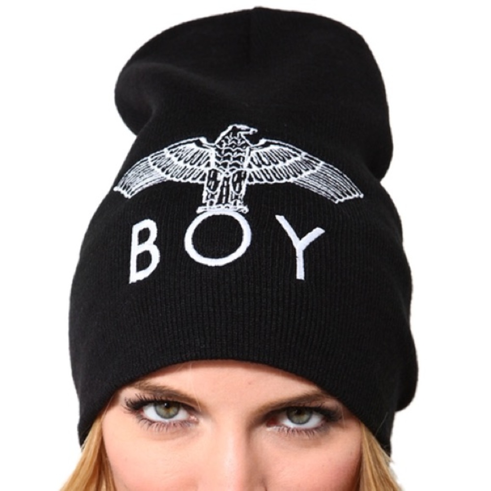 ACCEPTING ALL OFFERS : HOST PICK Fall Favorites Boy London Beanie