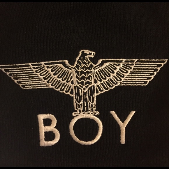 ACCEPTING ALL OFFERS : HOST PICK Fall Favorites Boy London Beanie - Picture 4 of 5