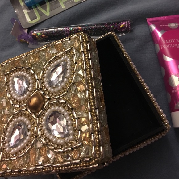 Girl's bundle - Picture 2 of 4