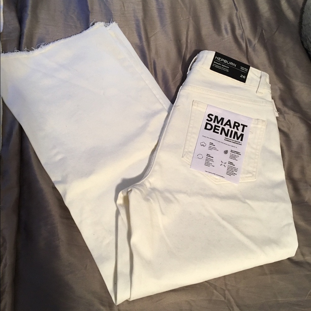 White denim jeans