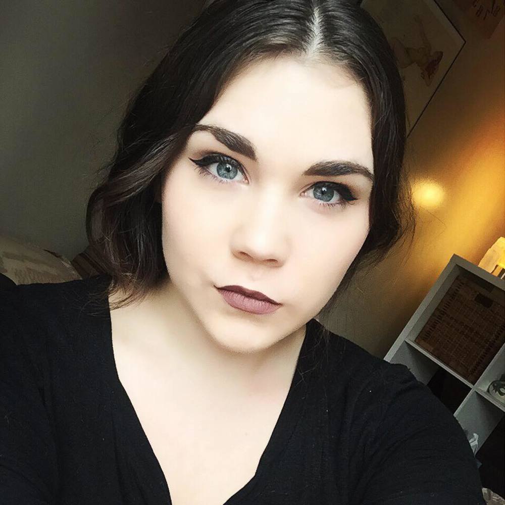 Meet your Posher, Abby