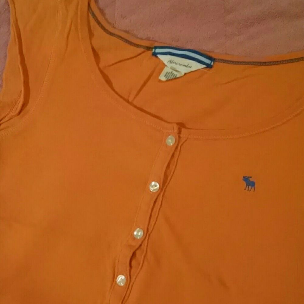 T-shirt - Picture 3 of 3