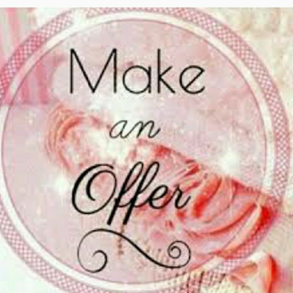 Hello, hope you're enjoying UR visit in my closet