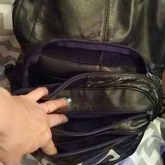 All leather backpack - Picture 2 of 2