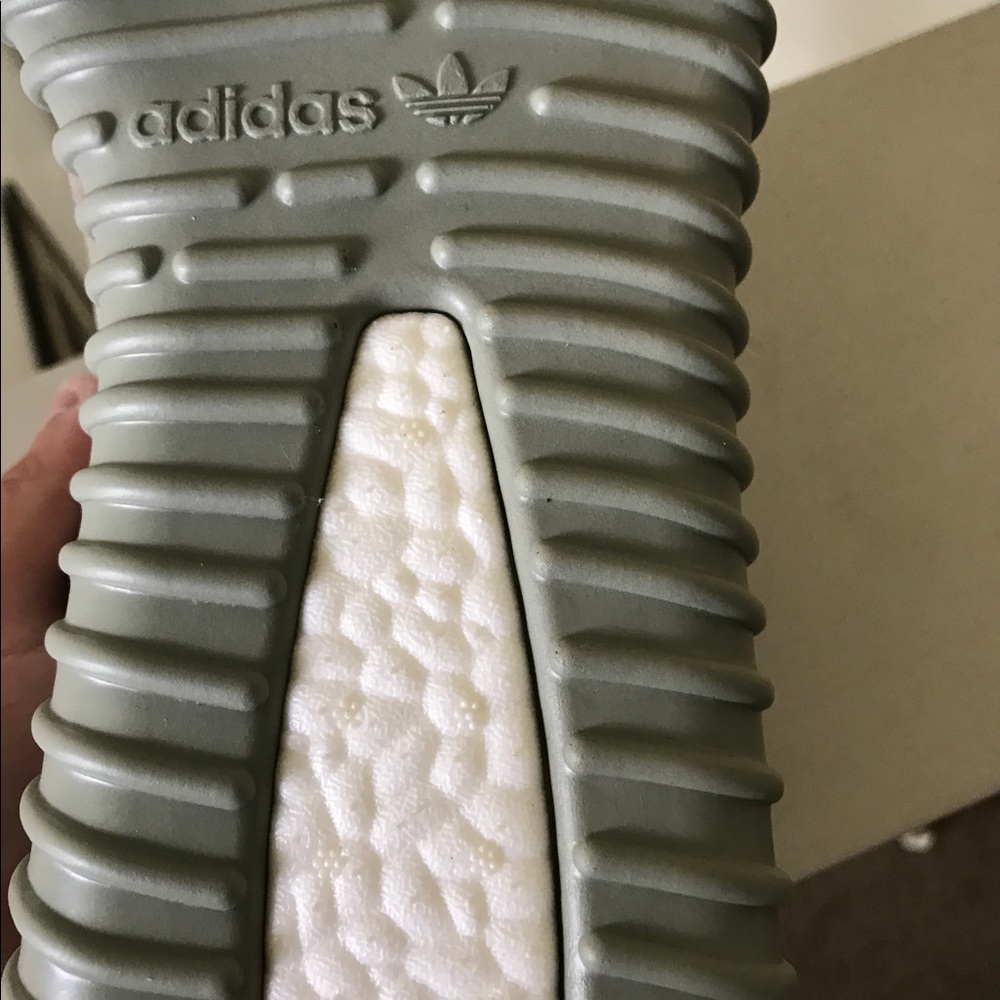 Yeezy Moon Rocks - Picture 3 of 4