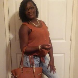 Meet your Posher, Tasha