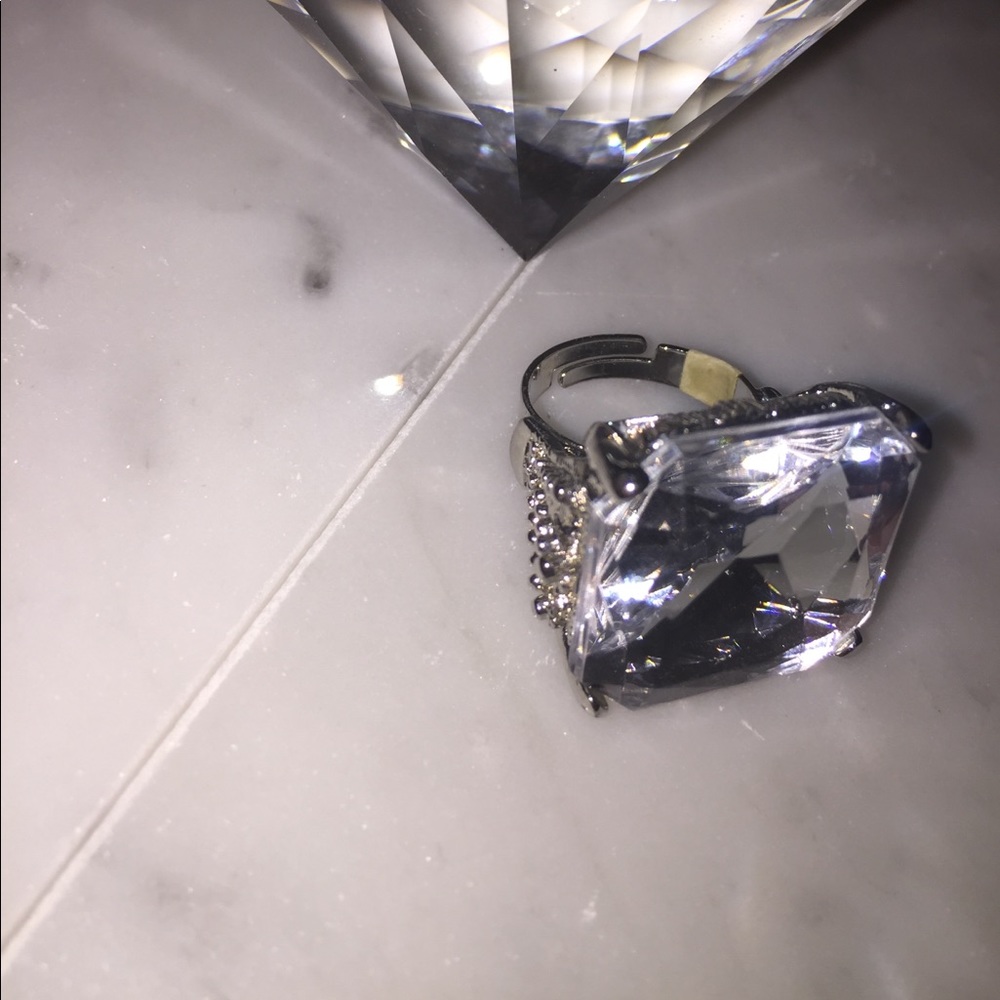 💠Large 1" x 1" Ring💠