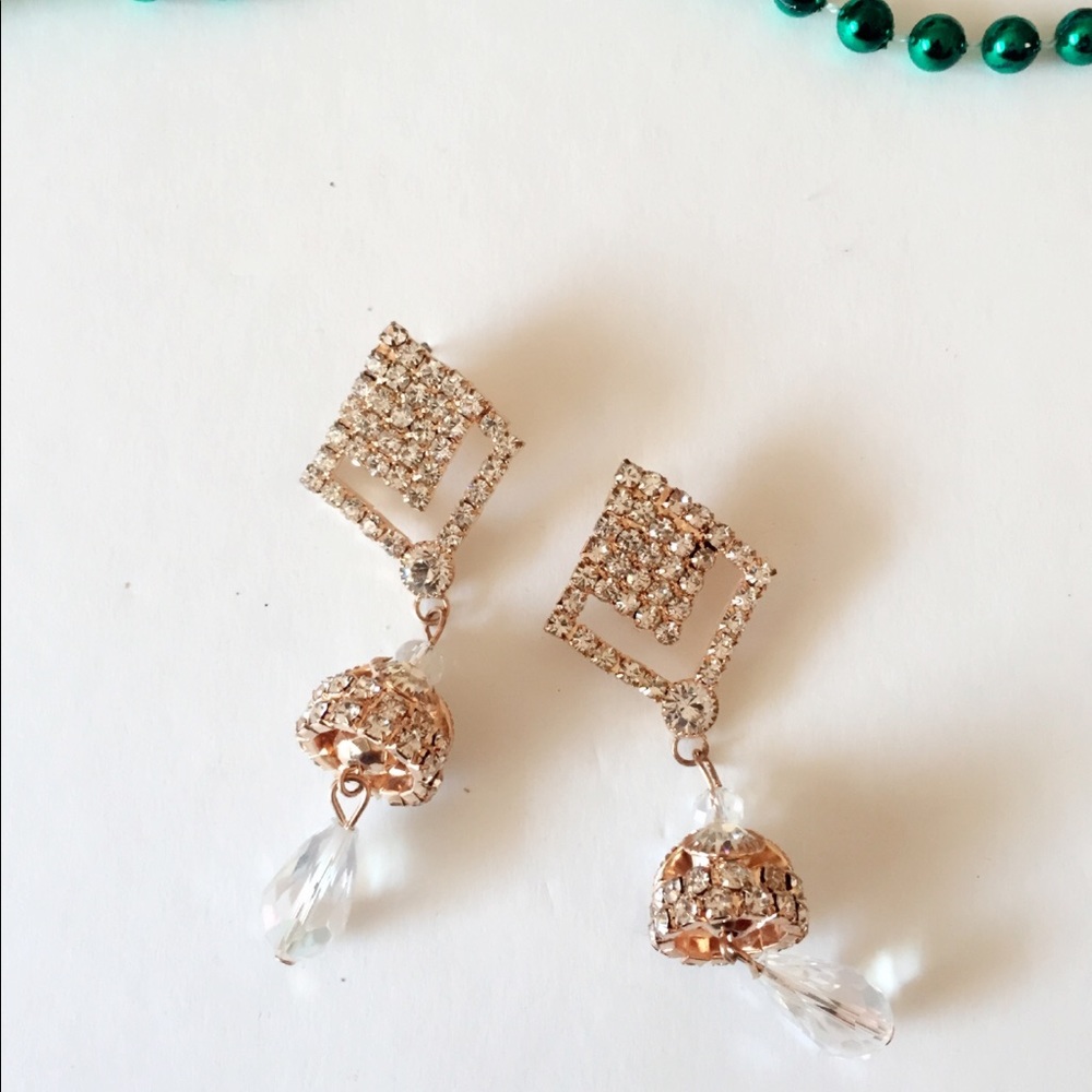25% off 💍 B11 Gold Tone Zircon Teardrop Earrings