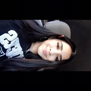 Meet your Posher, Emely