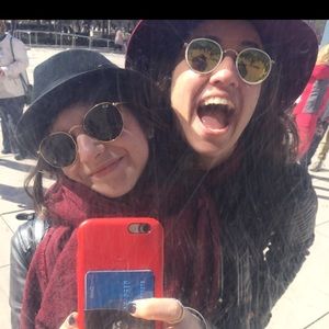 Meet your Posher, Sydney