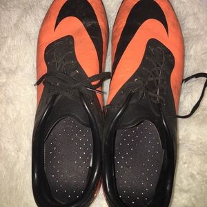 Hypervenom size 10 men's soccer cleats Nike