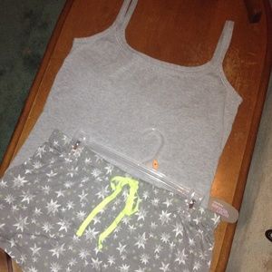 "Best fitting undershirt brand" tank top L NWOT