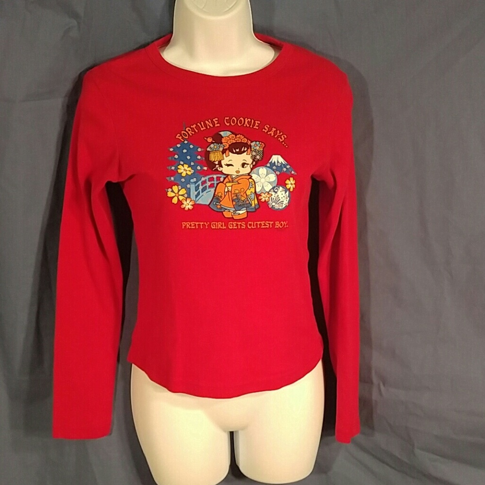 Long sleeve tee shirt