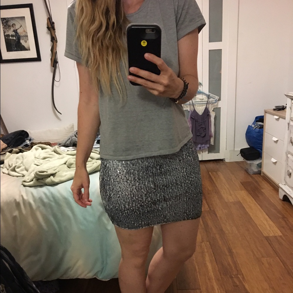 Silver sequin Guess mini skirt XS